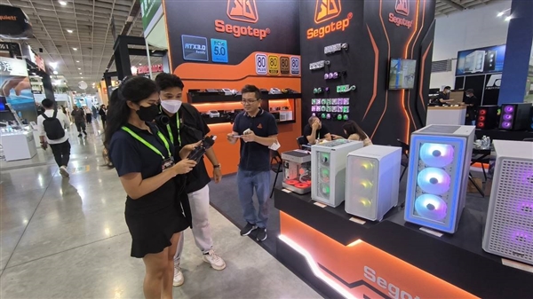 鑫谷现身2023台北国际展,昆仑KH高阶电源拆解亮相